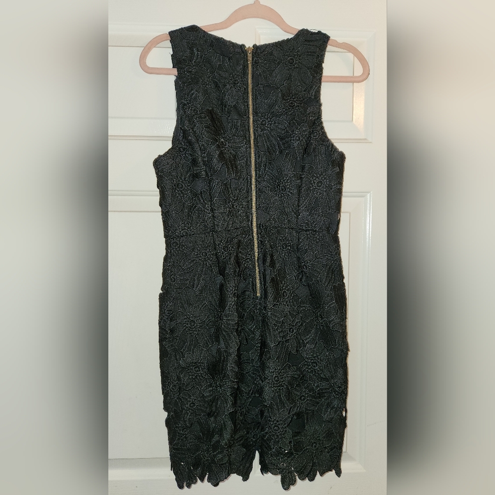 ASTR LACE DRESS !! - Picture 2 of 3